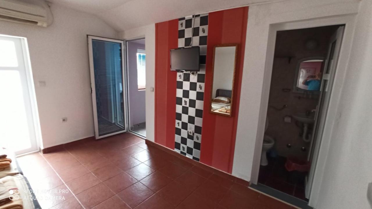 Appartamento Kuca Todorovic Budua Esterno foto